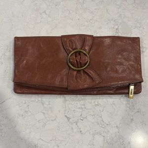 Hobo clutch
